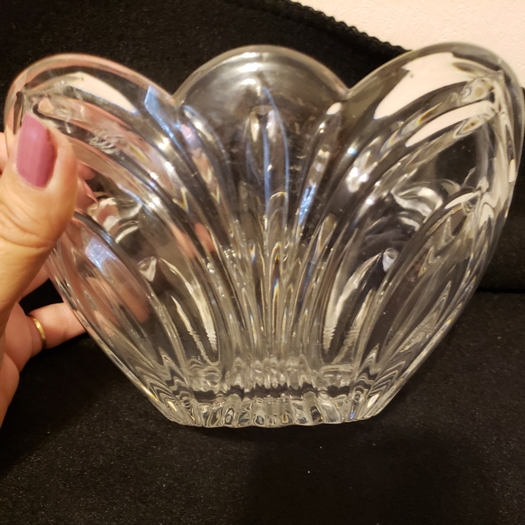 Imperial Crystal Bowl 7 3/4" wide 5" tall - Picture 3 of 4